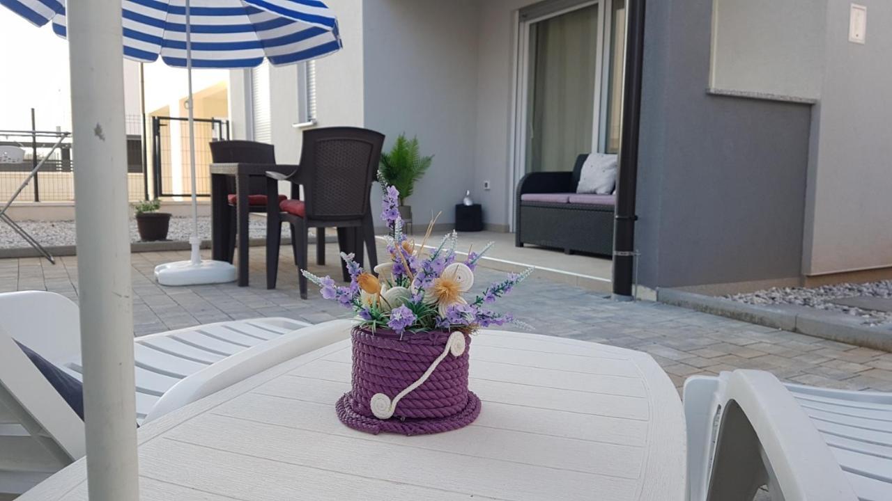 Brist Hills Apartma Pula
