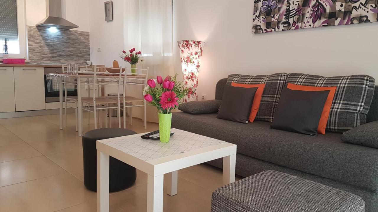 Brist Hills Apartma