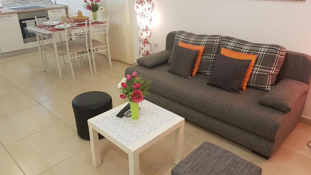 Apartment Brist Hills Pula