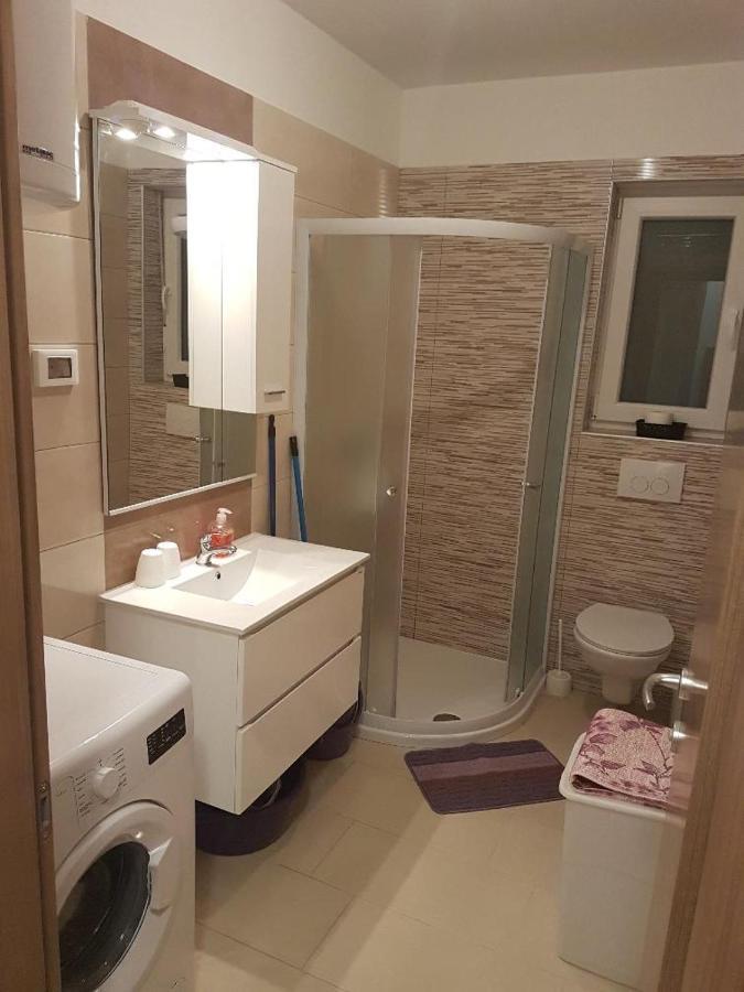 Brist Hills Apartment Pula