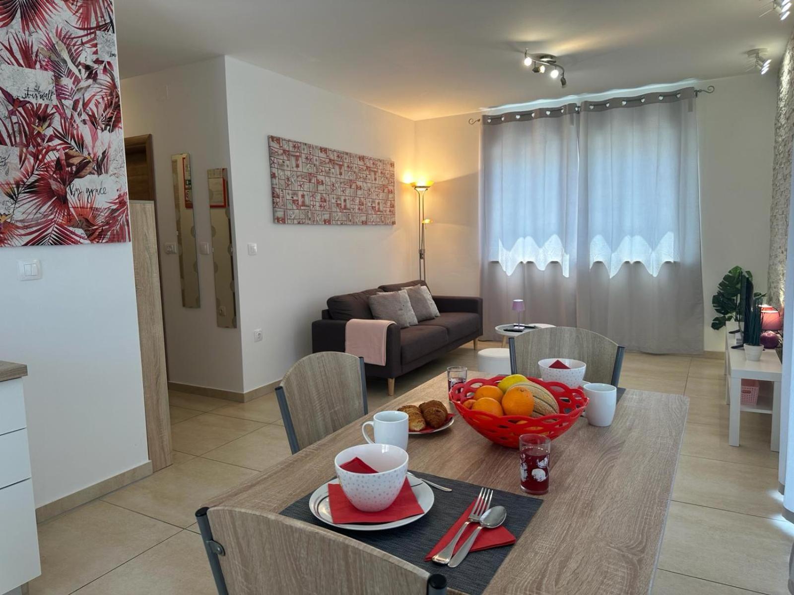 Apartment Brist Hills Pula